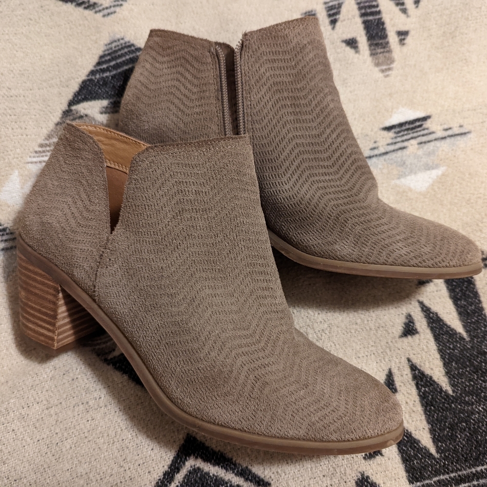 Lucky brand ankle boots